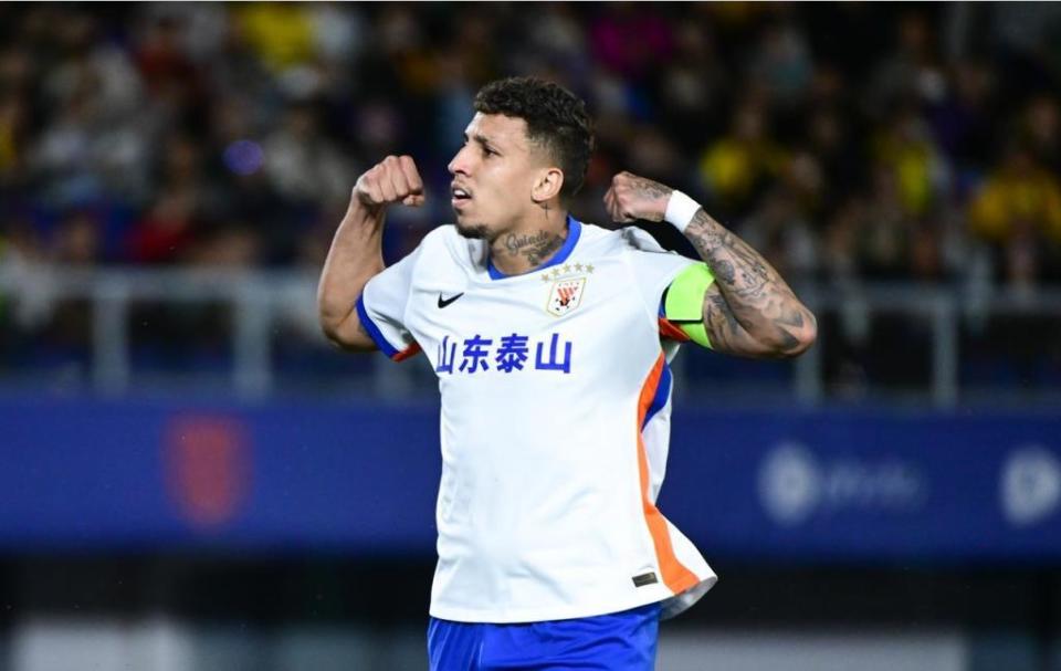 会流露懊恼, 对抗的强硬