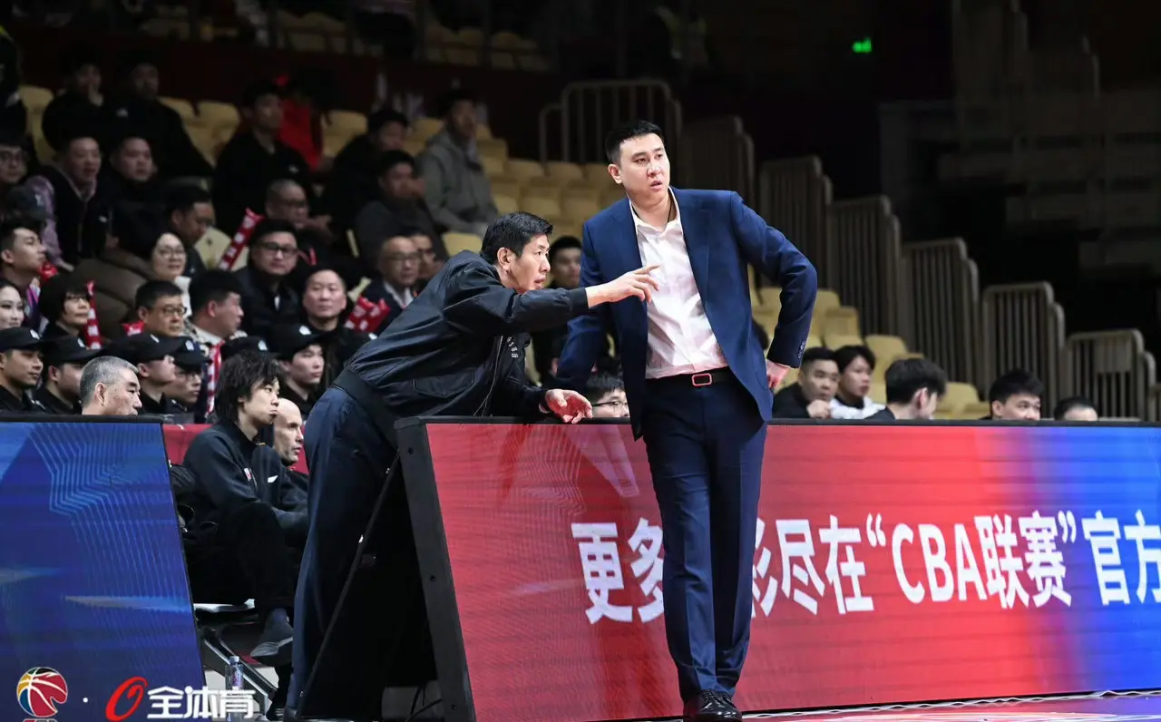 找了一个和, AA, alt 找了一个和, AA, alt