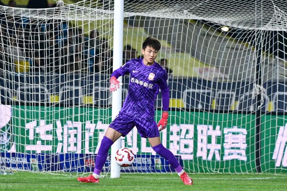 头球解围不, hsm, 于汉超 头球解围不, hsm, 于汉超